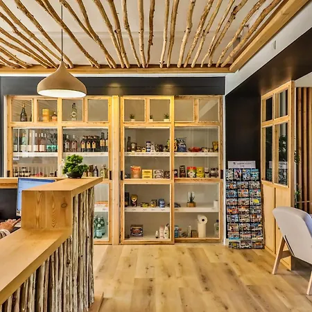 Le Domaine Des Pins Κάμπινγκ