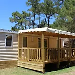 Le Domaine Des Pins Kemp