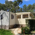 Le Domaine Des Pins Camping Saint-Hilaire-de-Riez