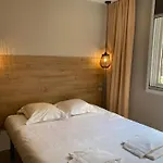 Camping Le Domaine Des Pins