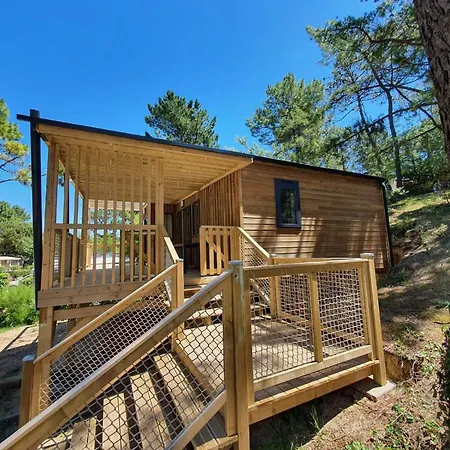 Le Domaine Des Pins Campsite