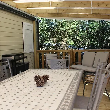 Campsite Le Domaine Des Pins