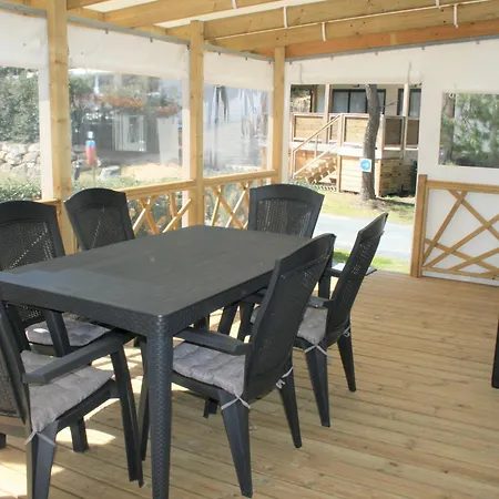 Le Domaine Des Pins Campsite Saint-Hilaire-de-Riez