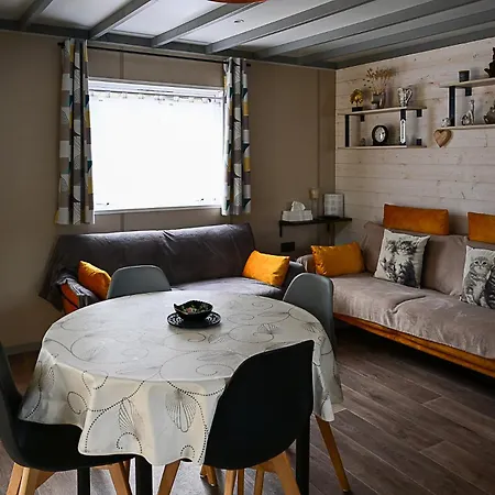 Campsite Le Domaine Des Pins Saint-Hilaire-de-Riez