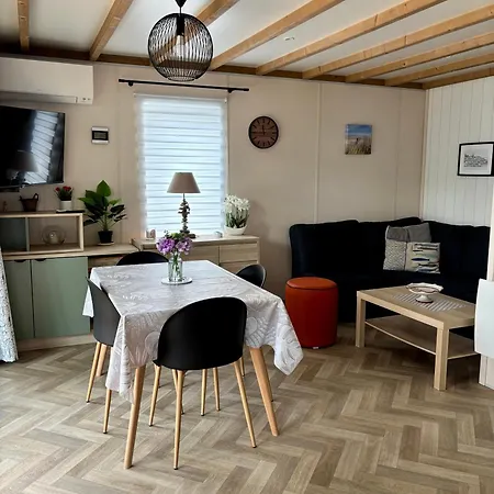Campsite Le Domaine Des Pins