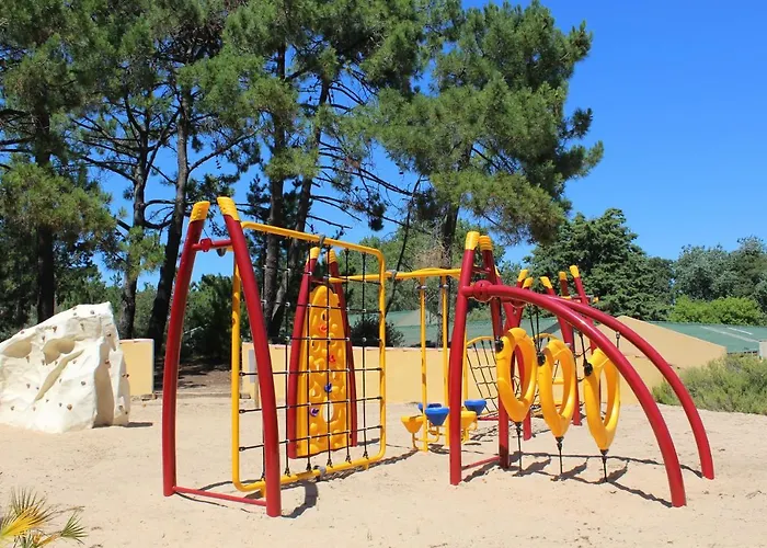 Le Domaine Des Pins مكان تخييم